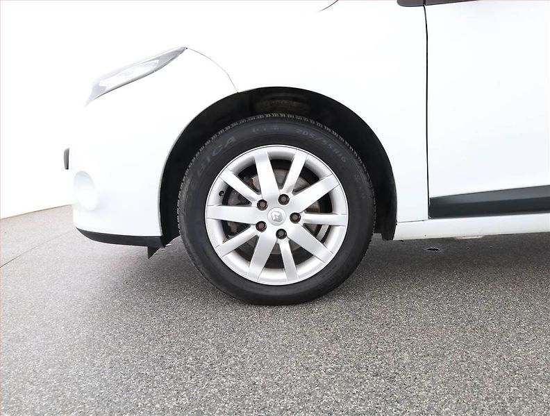 Renault Mégane (2011) 1.6 16V, Tempomat - fotka 14 z 14