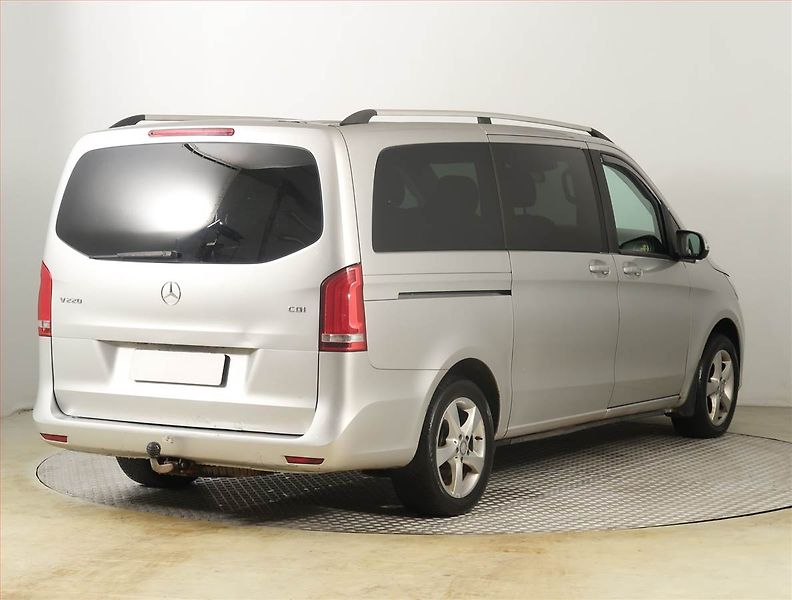 Mercedes-Benz Třídy V (2014) 220 CDI, ČR, DPH - fotka 5 z 25