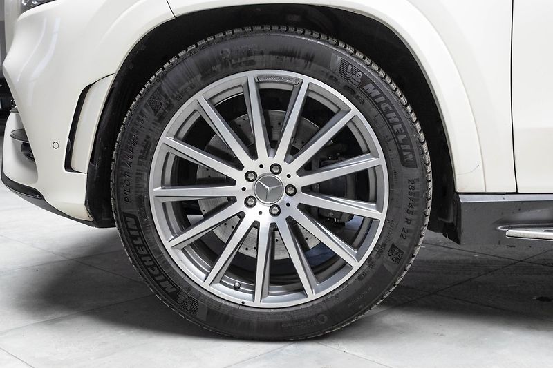 Mercedes-Benz GLS 400d AMG*TAŽNÉ*7.MÍST*DPH*ČR* - fotka 38 z 46