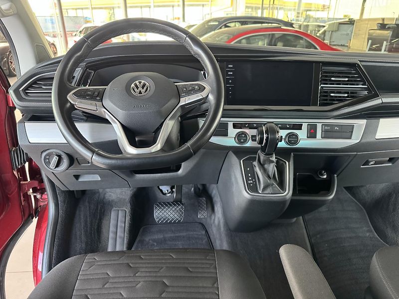 Volkswagen Multivan T6.1 2,0TDI DSG*Full LED*Navi - fotka 9 z 32