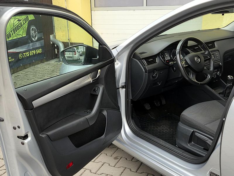 Škoda Octavia 1,2 TSi PO ROZVODECH, 1.maj - fotka 25 z 41
