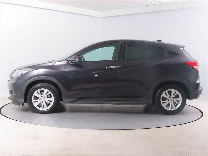 Honda HR-V (2018) 1.5 i-VTEC, Tempomat - fotka 3 z 15