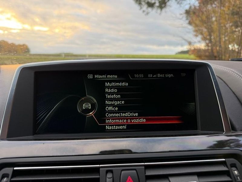 BMW Řada 6 650i xDrive, GC,CZ,TOP VÝBAVA - fotka 30 z 37