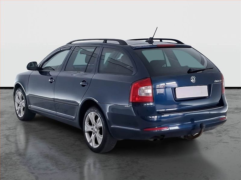 Škoda Octavia (2012) 2.0 TDI, 4X4, Navi, Xenony - fotka 4 z 20