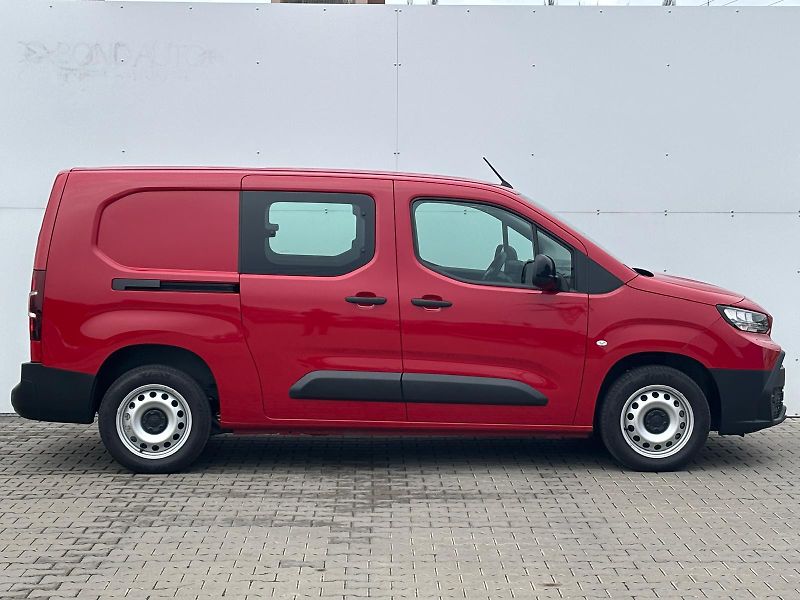 Toyota ProAce City 1.5 D-4D Extra CrewCab Active - fotka 8 z 25