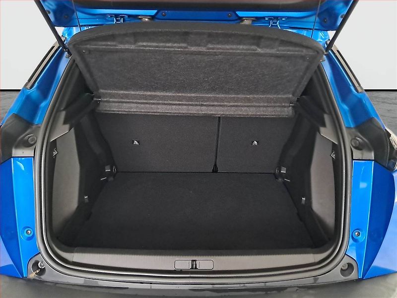 Peugeot 2008 (2022) 1.2 PureTech, ČR,1.maj - fotka 13 z 20