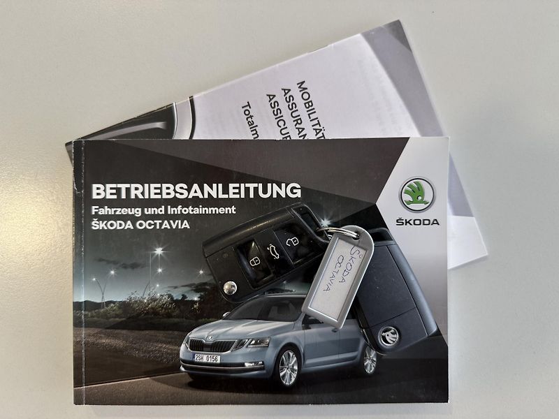 Škoda Octavia Scout 2,0 TDI 4x4 Automat  - fotka 35 z 37