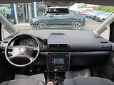 Volkswagen Sharan 1,9 TDi,96kW,7míst,aut.klima - náhled 15