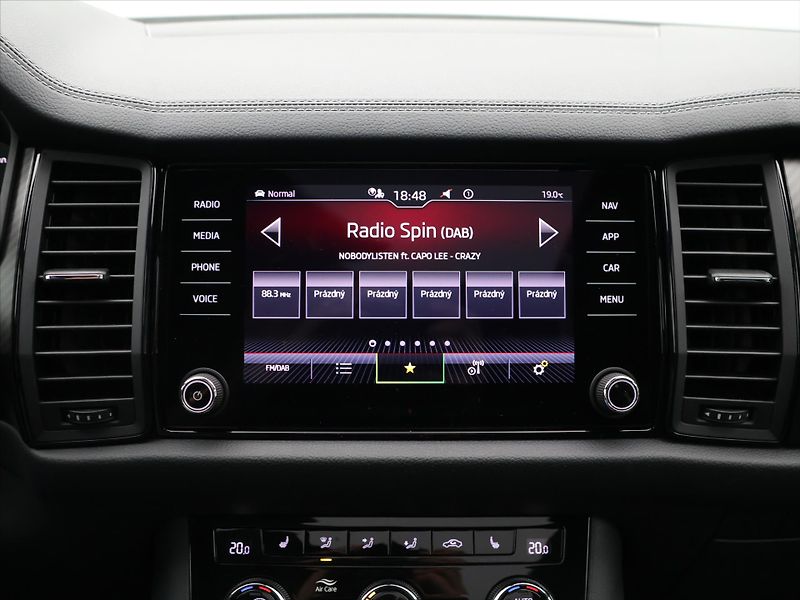 Škoda Kodiaq 2,0 TDI 4x4 DSG Sportline DPH - fotka 18 z 29