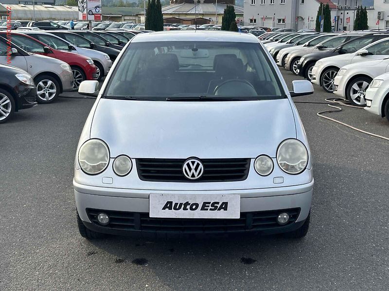 Volkswagen Polo (2002) 1.4 MPi, El. okna - fotka 2 z 15