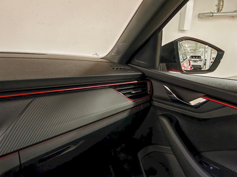 Škoda Kamiq (2025) 1.5 TSI 110 kW DSG Monte Carlo - fotka 6 z 29