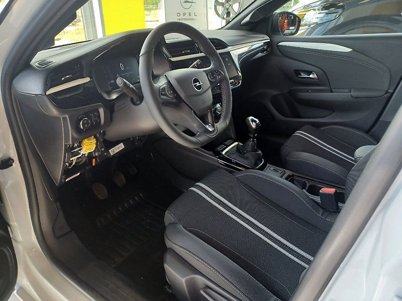 Opel Corsa (2026) YES 1,2 Turbo 100k MT6 - fotka 14 z 26