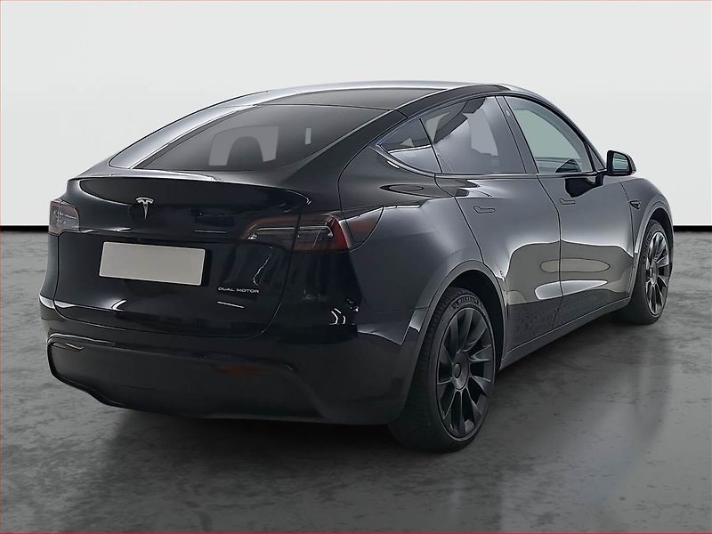 Tesla Model Y (2022) Long Range AWD 79kWh, SoH 91% - fotka 5 z 19