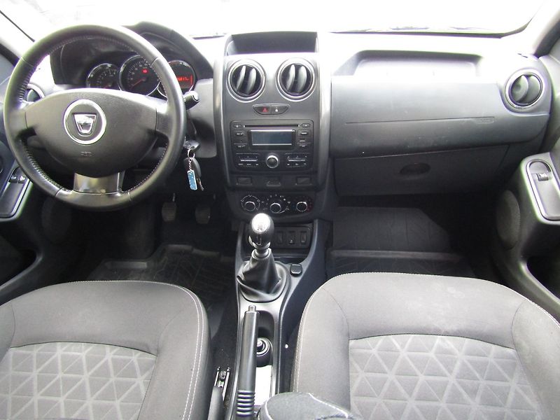 Dacia Duster (2014) 1.6 16V 77kW 4X4 - fotka 15 z 37