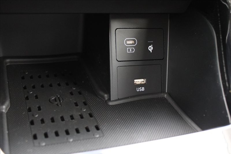 Hyundai i30 1,5 CVVT  ČR,1MAJ,ZÁRUKA,STYLE - fotka 18 z 32