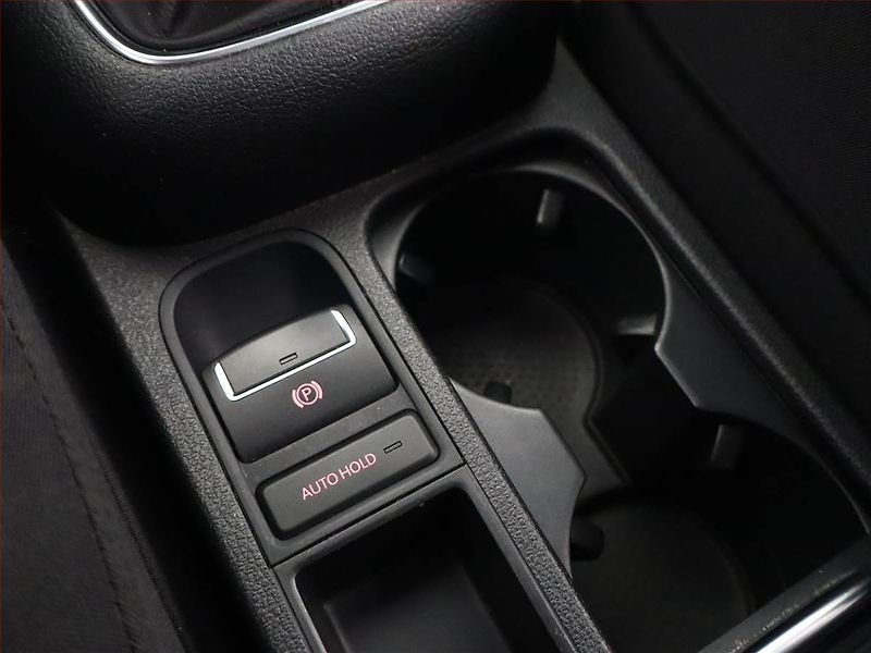 Volkswagen Tiguan (2010) 1.4 TSI, Navi, Tempomat - fotka 16 z 17