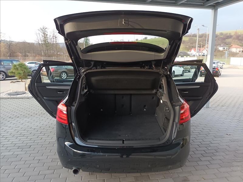 BMW Řada 2 1,5 216d,85KW,ActiveTourer,Man - fotka 23 z 44