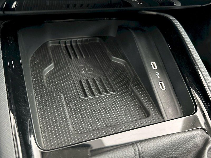 Škoda Kamiq (2025) 1.0TSI 85kW Top Selection - fotka 23 z 31