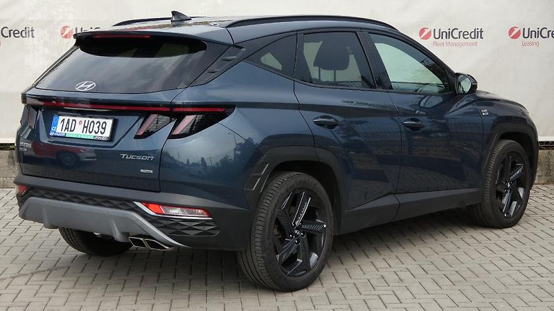 Hyundai Tucson 1.6 T-GDI HEV Style 4x4 Auto - fotka 3 z 23