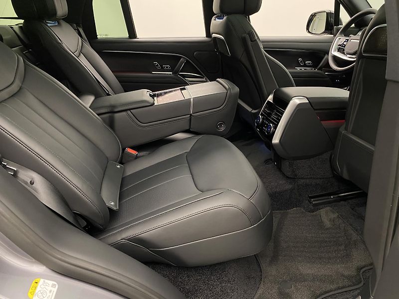 Land Rover Range Rover (2026) P550e AUTOBIOGRAPHY - fotka 63 z 99