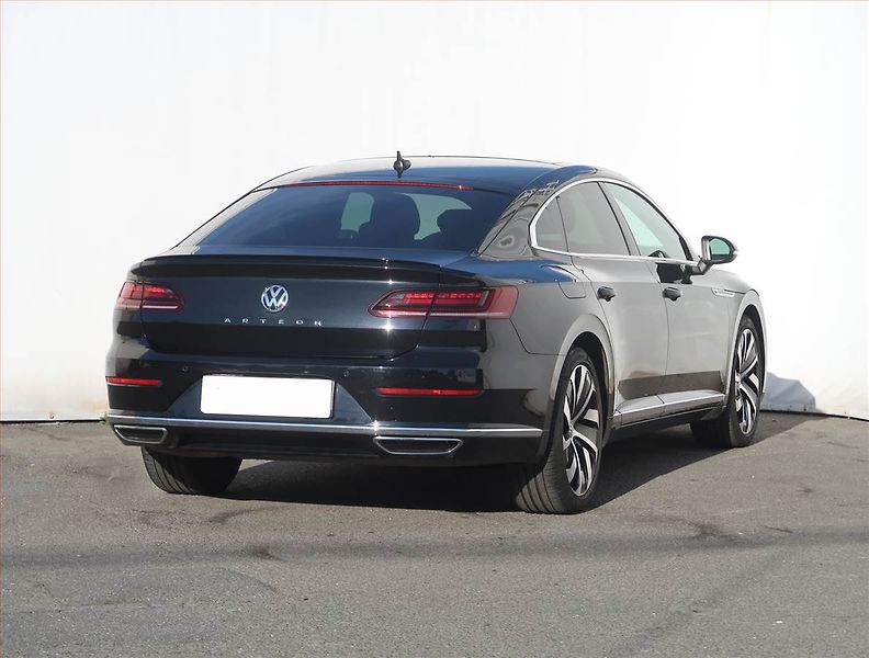 Volkswagen Arteon (2020) R-line 2.0 TDI - fotka 5 z 25