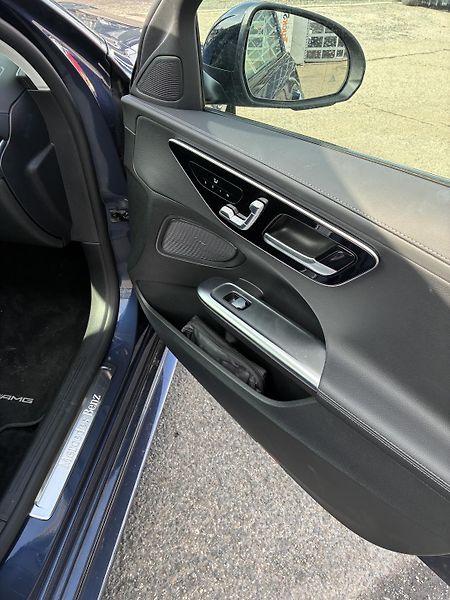 Mercedes-Benz Třídy C (2023) C 220d 4MATIC - fotka 6 z 13