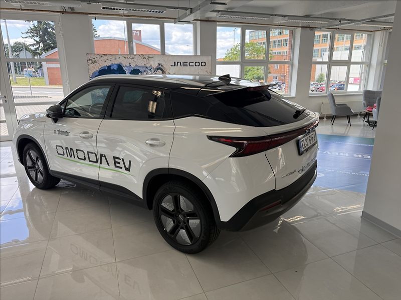 Omoda 5 0,0   EV Premium - fotka 12 z 12