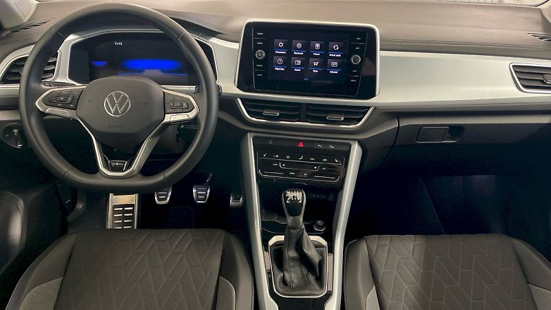 Volkswagen T-Roc (2025) Life GOAL 1.0 TSI 85kW - fotka 5 z 31