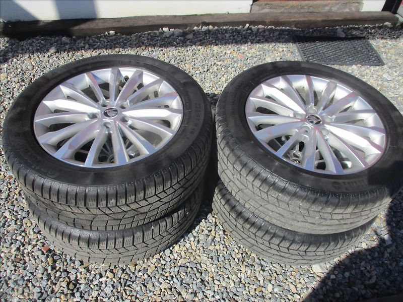 Škoda Kodiaq 2,0 TDI Style+, DSG,4x4,servis - fotka 34 z 44