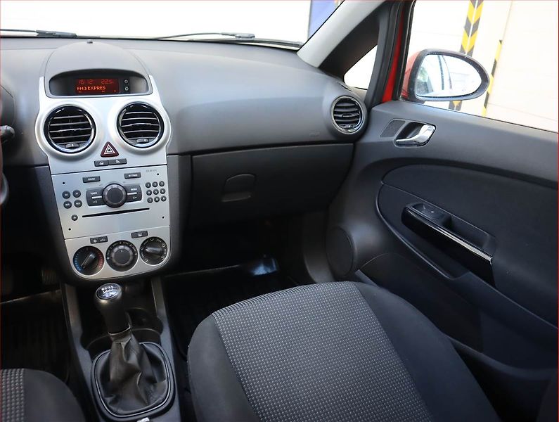 Opel Corsa (2013) 1.0, Tempomat - fotka 8 z 16