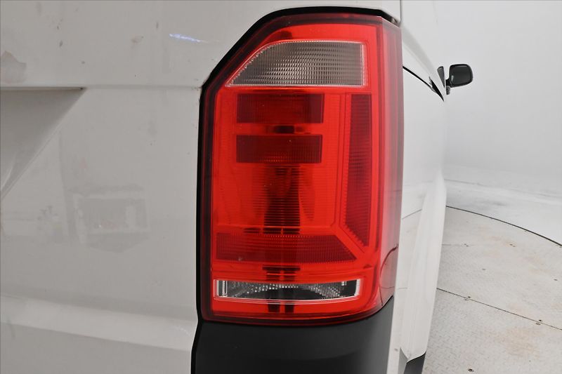Volkswagen Transporter 2,0 TDI 110 kW 8míst Long Nezá - fotka 29 z 29