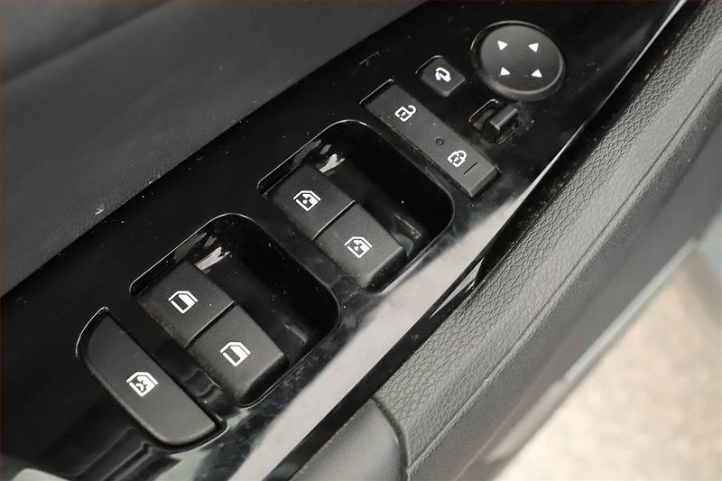Kia Sportage (2022) 1.6 T-GDI - fotka 9 z 20