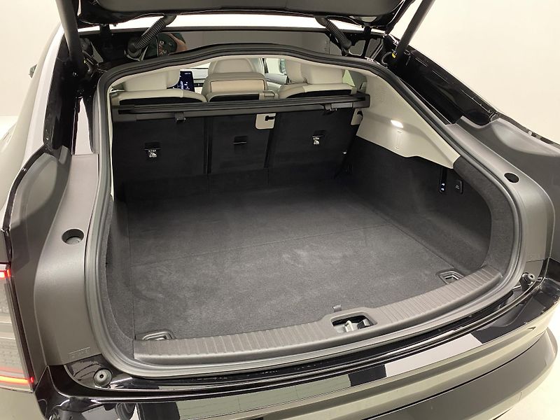 Volvo ES90 (2026) PURE ELECTRIC EXT.SINGLE ULTRA - fotka 5 z 69