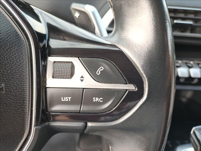 Peugeot 5008 1,6 HDI,88KW,ČR,7MÍST,NAVI,TZ, - fotka 30 z 46