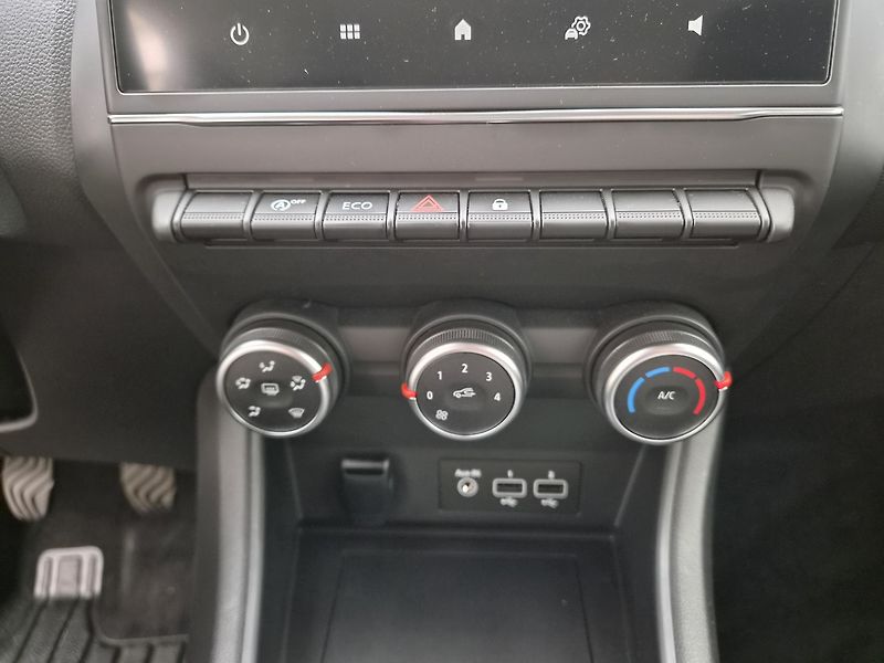 Renault Captur 1.3 Tce - fotka 18 z 24