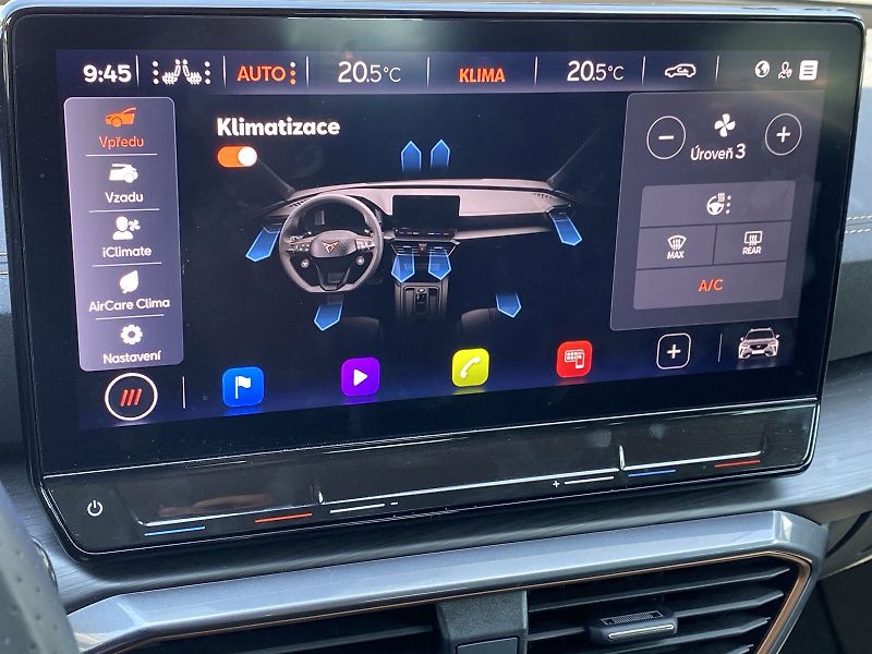 Cupra Formentor (2024) 1.5 TSI DSG - fotka 13 z 40