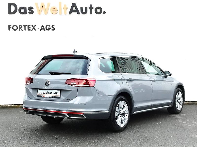 Volkswagen Passat (2022) Alltrack,2.0 TDI,147kW,DSG,4Mo - fotka 2 z 23