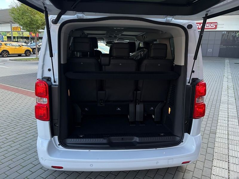 Toyota ProAce Verso L1 2.2L Family Executive - fotka 13 z 17