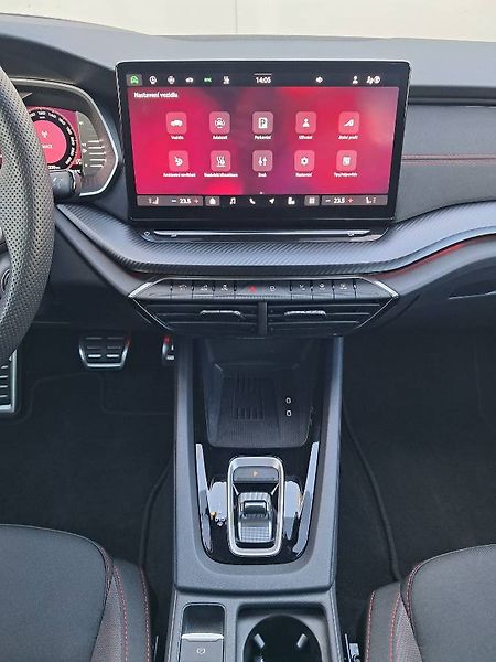 Škoda Octavia (2025) IV RS 2.0 TSI / 195 kW  DSG7 - fotka 18 z 32