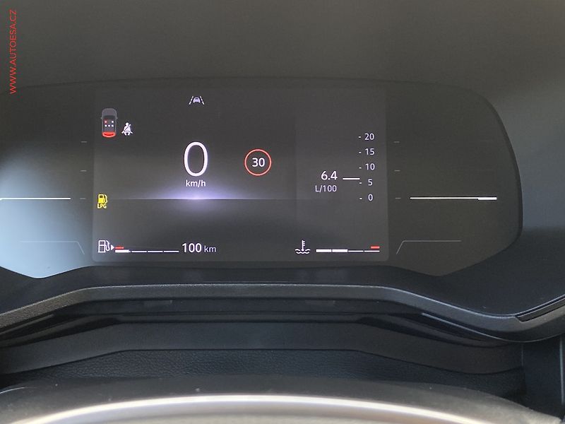 Renault Clio (2025) 1.0 TCe LPG, 1.maj,ČR, AC - fotka 17 z 19