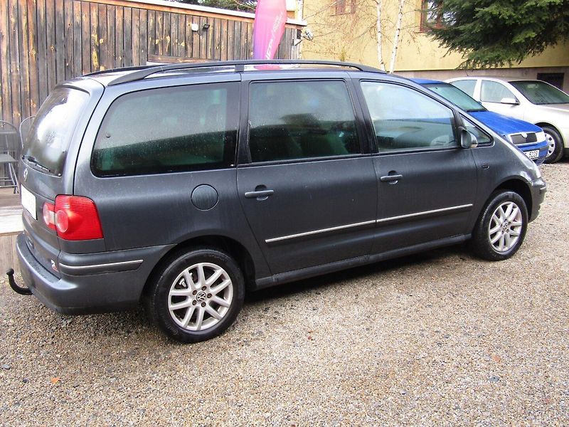 Volkswagen Sharan (2008) 2.8 V6  150kW  4MOTION BUSSINE - fotka 10 z 38