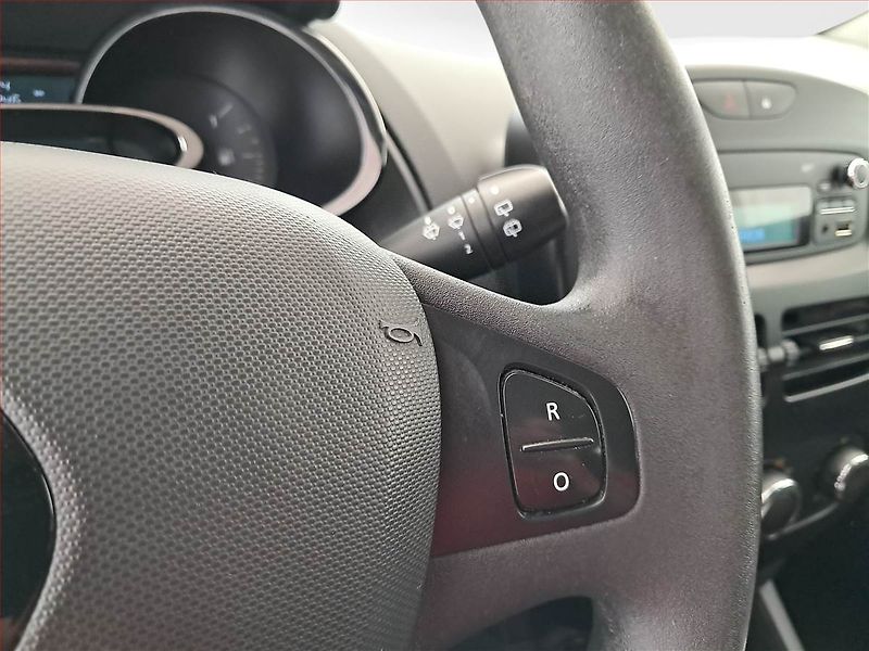 Renault Clio (2012) 1.2 16V, nová STK, v provozu - fotka 17 z 18