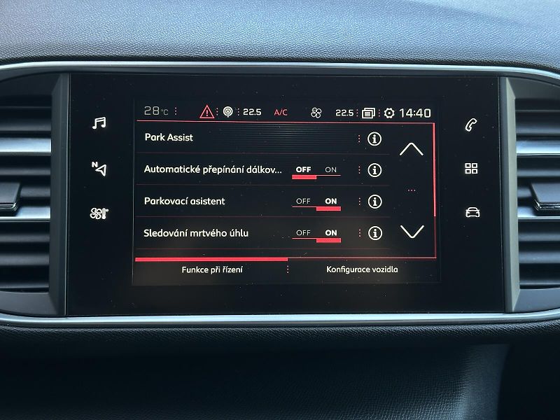 Peugeot 308 308 GTi 272PS NAVI Soundsystem - fotka 27 z 43