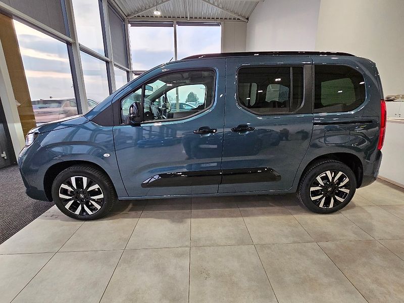Opel Combo Elegance Plus L1 1,5 CDTi MT6 - fotka 3 z 33