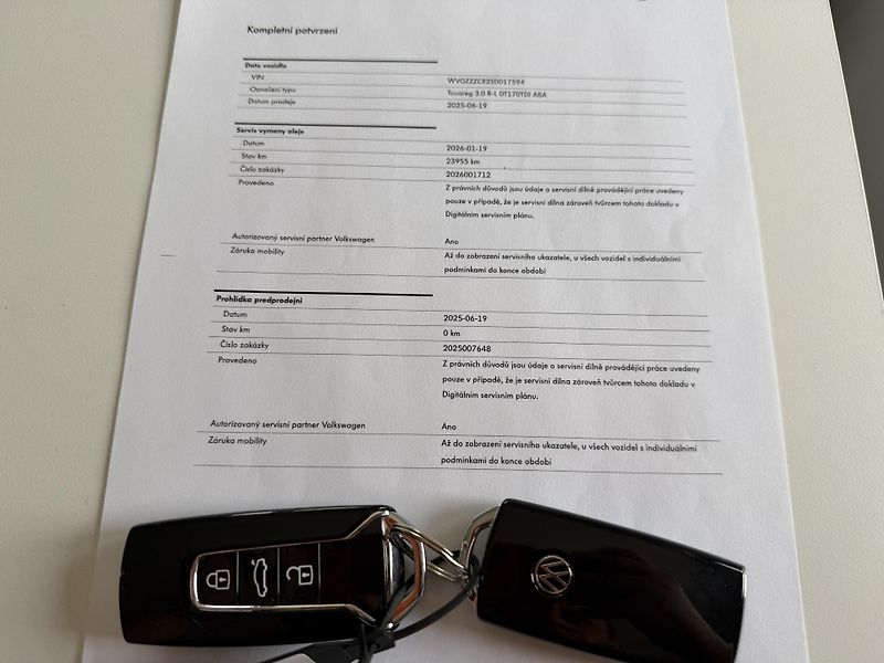 Volkswagen Touareg 3.0Tdi*1-MAJ*DPH*R-LINE*HUD* - fotka 49 z 49