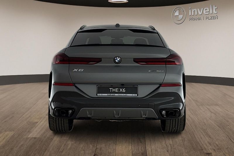 BMW X6 xDrive40d - fotka 4 z 27