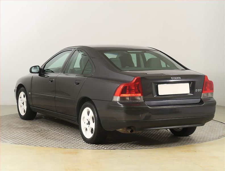 Volvo S60 (2000) 2.4, nová STK, oblíbený vůz - fotka 4 z 16
