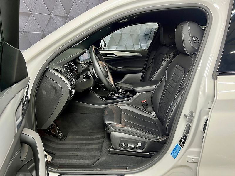 BMW X4 M40d xDrive M-PAKET - fotka 11 z 33