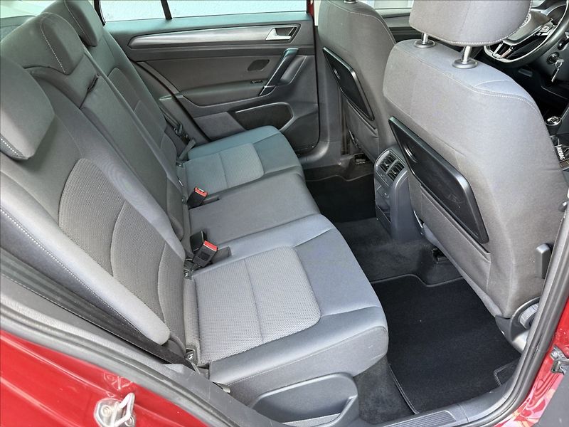 Volkswagen Golf Sportsvan 1,5 TSI 96kW, Nez.Topení, Po s - fotka 22 z 31