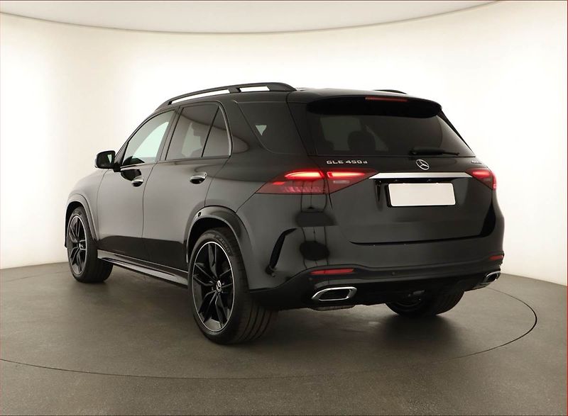 Mercedes-Benz GLE (2025) 450 d - fotka 4 z 27